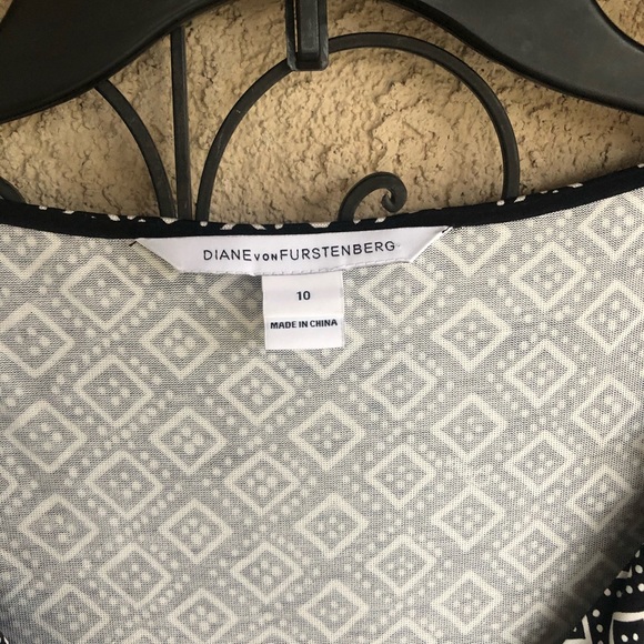 DVF Eugenia silk shift dress - Picture 6 of 8